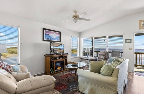 Cedar Key Condo | Fenimore Mill 6F - Open Gulf View, Pet Friendly!