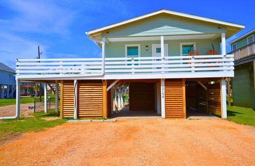 San Luis House | Fire Pit | Walk to Beach | Putting Green | Ping Pong | Bocce