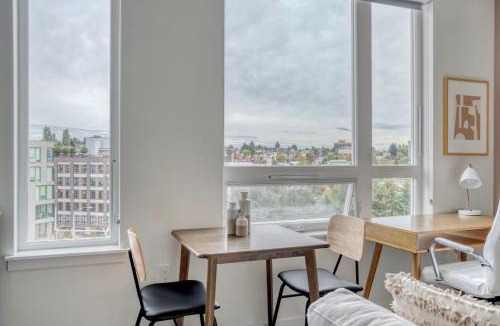 Yesler Terrace Apartment | First Hill studio w gym bbq nr park SEA-636
