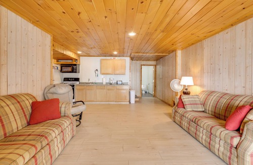 Ainsworth Cabin | Fishing Paradise: Lakefront Duplex in Northwoods