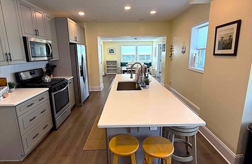 Gypsum House | Five bedroom in United States of America, Sandusky