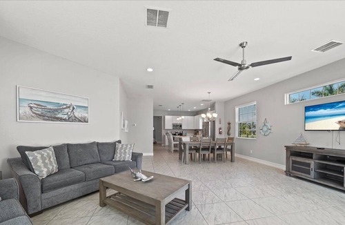 Indian Harbour Beach House | Fortebello Beachside 158 w/PRIVATE POOL