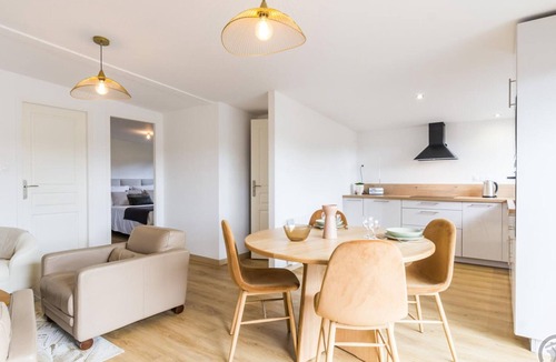 Tourlaville Cottage | Cozy house with terrace in Tourlaville