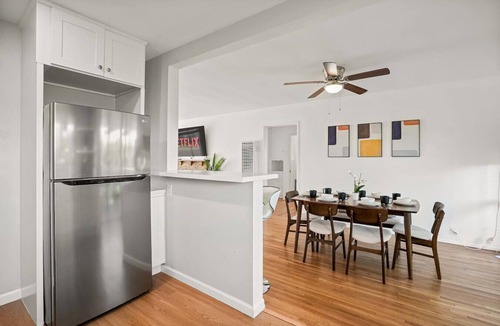 North Long Beach Apartment | Free Garage Parking 30 Min to Disneyland