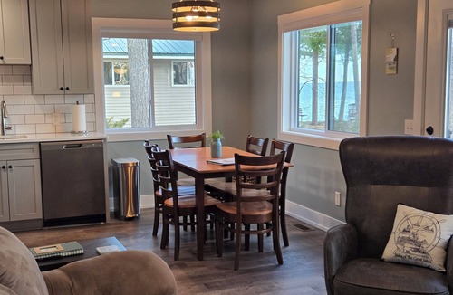 Cheboygan Cottage | Freighter View: Golden Sunrises & Sandy Toes – Your Dream Summer Retreat