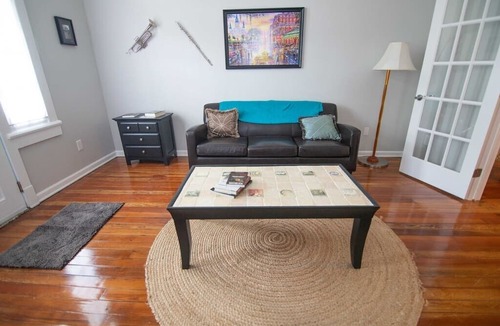 Fairgrounds House | Fresh Fun Clean Renovated Fairgrounds 2br