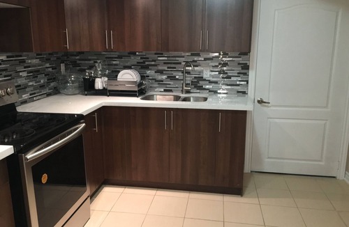 Brampton House | Fully Furnished 2 Bedroom Bmt Apartment - Separate & Private