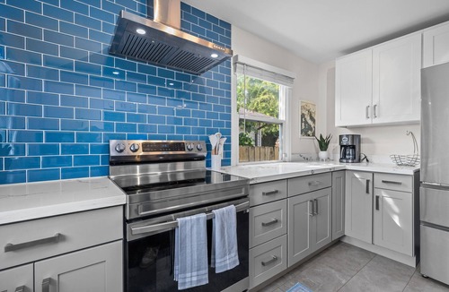 Highline House | Fully Remodeled Bungalow in Prime Location!