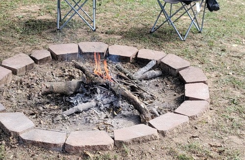Hardy House | Fully stocked RV w Private Dock/Firepit on Spring River. Walk to Old Town Hardy!