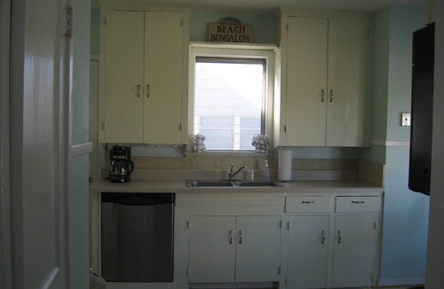 Marshall Park House | Fun and Affordable Beach Side Home Less than 2 Blocks to the Beach