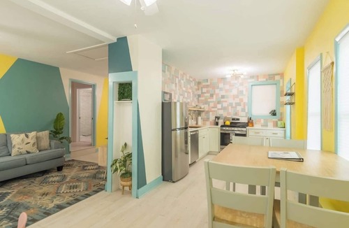 Smith's Memento House | Funky Beach House Steps 2 Ocean Center & Beach!