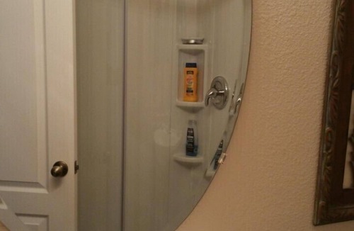 Orlando Bed & Breakfast | Furnished Bedroom and Private Bathroom