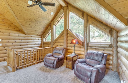 Deadwood Cabin | Furnished Decks & Game Room: Sturgis Rally Cabin
