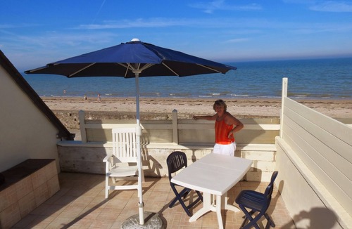 Ravenoville House | Gîte Bleu Avec VUE Panoramique SUR LA MER