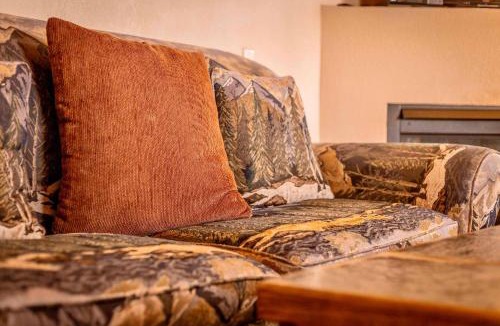Tahoe Village Apartment | Galaxy Way Close to Stagecoach Chair