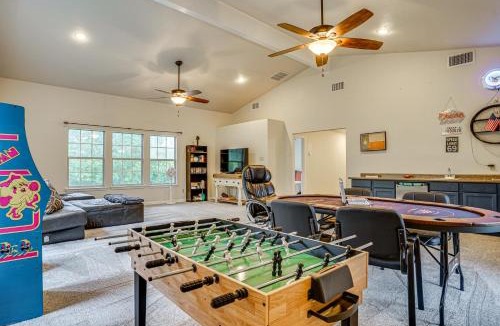 Willow Park House | Game Room & Private Pool: Willow Park Family Gem