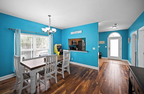 Sunset Pass House | 🏝️Gated Community-Great Amenities-Coral Retreat🌊