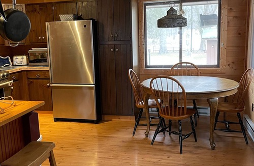 Holcomb House | Getaway Cabin on the Rock River, enjoy kayaking, canoeing and fishing