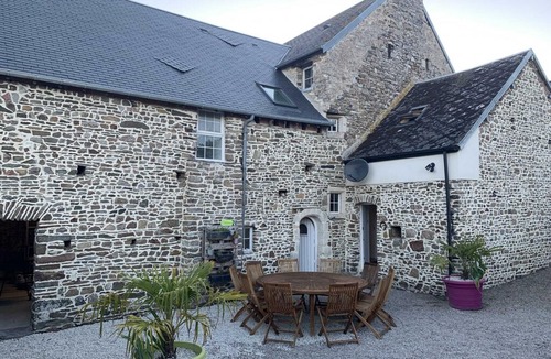 Saint-Germain-sur-Ay House | Gite Saint-Germain-sur-Ay, 5 bedrooms, 10 persons