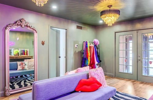 East Stroudsburg House | Glam Pocono Retreat: Hot Tub, Sauna, Steam Room, Karaoke System