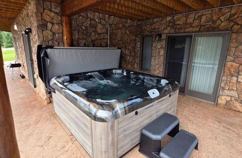 Sturgis Apartment | Golf Course, Sleeps 12, Garage