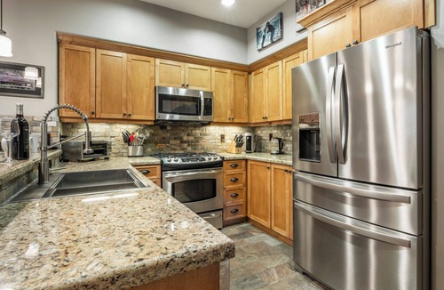 Woodwinds House | Golf Course View Townhouse w/Patio