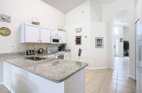 Haines City Villa | Golfview 4 bedroom villa with pool in Southern Dunes, 20 miles from Disneyworld