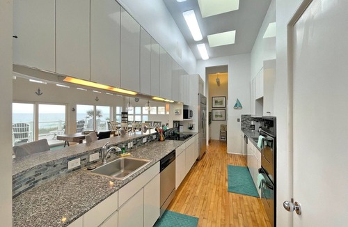 Villa Primera House | Gorgeous Contemporary Gulf Front Home w/Private Pool/Dog Friendly