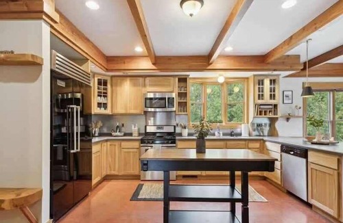 Fish Creek House | Gorgeous home close to Fish Creek & Hot Tub!