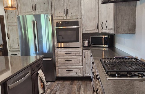North Spearfish House | Gorgeous New home close to Downtown Spearfish