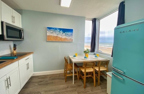 Daytona Beach Apartment | Gorgeous Ocean Front Spacious Studio in Daytona!