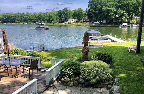 Argentine House | Gorgeous “pottery barn”Lake House located on 3 lakes with Sandy beach