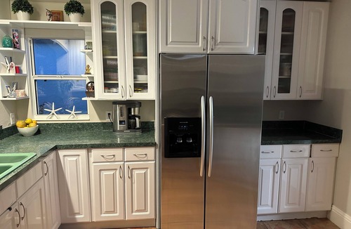 Virginia Trace Villa | Gorgeous WATERFRONT 2/2 Villa - Walk to Lake Sumter Landing!