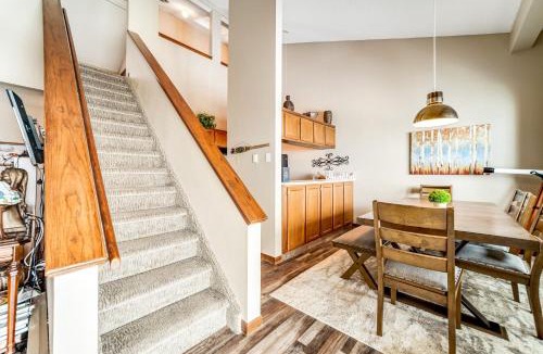 Silvercreek Apartment | Granby Condo with Views