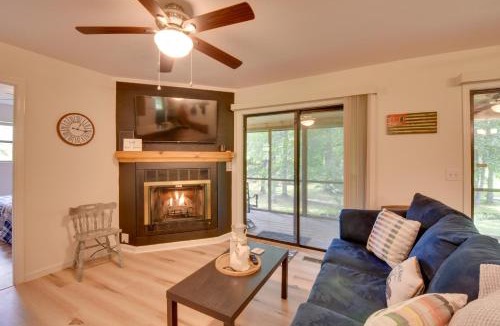 Murphy House | Grand Murphy Cabin w/Fire Pit & Game Room!