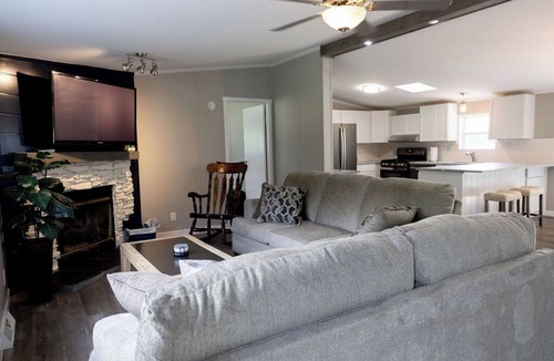 Sheridan House | Grand Park 2 miles away from Country Setting 4 Bedroom home on Monon Trail .