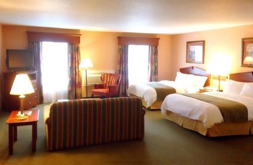 Downtown Hotel | GrandStay Hotel & Suites Downtown Sheboygan