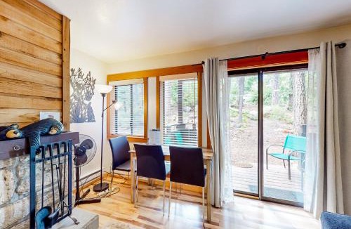 Tahoe Woods Apartment | Granlibakken Getaway
