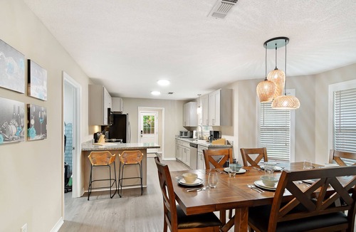 Ocean Springs House | Great game room! minutes from the beach and casino