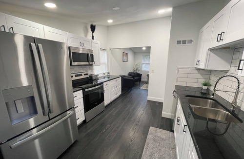 Commerce Township House | Greenlawn Clean/Cozy Ranch Home in Commerce