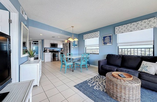 Belle Vista Condo | Gulf + Bay Views | Private Beach Access | 2BR