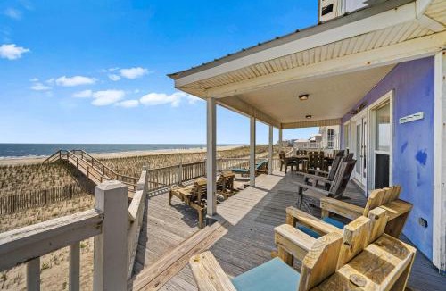 Audubon Place House | Gulf front home with private dune walk over internet & washer & dryer