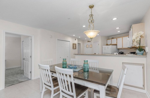 Miramar Beach Condo | Gulf view! 2 Bedrooms & 2 Baths. Bonus includes 2 beach set ups🏝️.