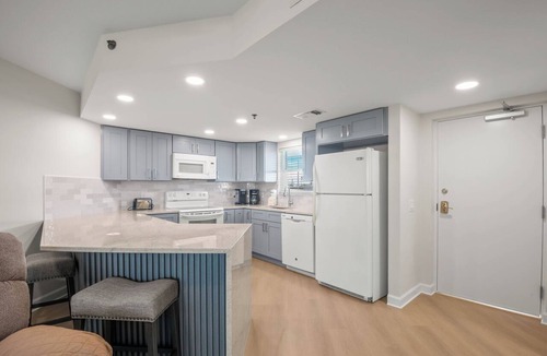 St. Pete Beach Condo | 🌴 Gulf View Condo — Gulf Strand Resort, St. Pete Beach