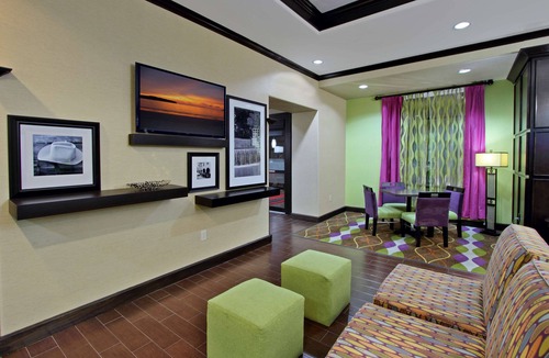 Beeville Hotel | Hampton Inn Beeville
