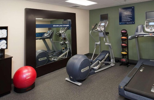 Kokomo Hotel | Hampton Inn & Suites Kokomo