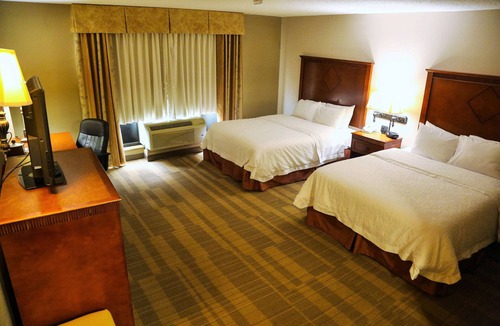 McComb Hotel | Hampton Inn & Suites McComb