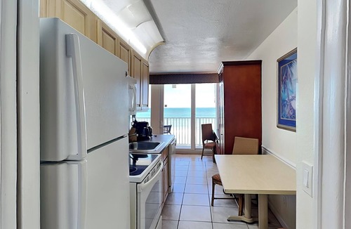 Lenox Park Condo | Harbour Beach Resort 603