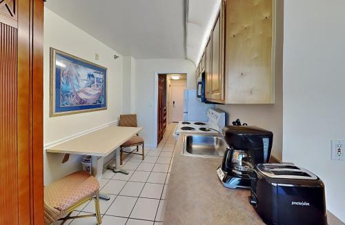 Lenox Park Apartment | Harbour Beach Resort 405