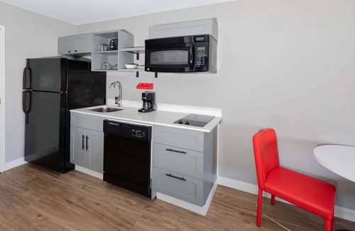Ardmore Hotel | Hawthorn Extended Stay by Wyndham Ardmore
